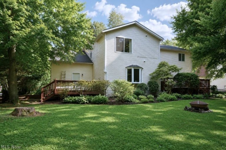 8252 Plains Road, Mentor, OH - Photo 8
