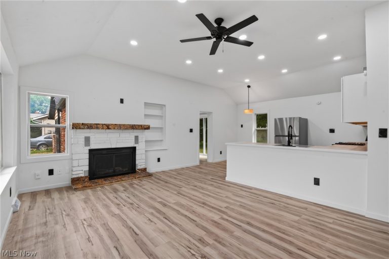 6199 Reynolds Road, Mentor, OH - Photo 3