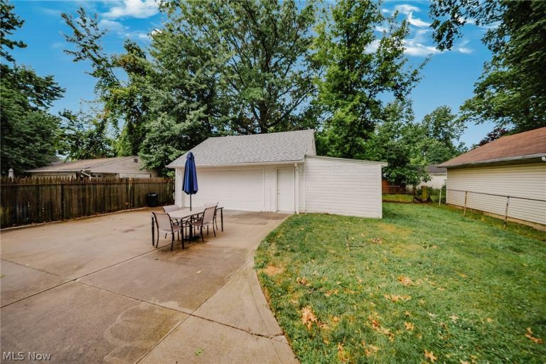 1178 360th Street, Eastlake, OH - Photo 2