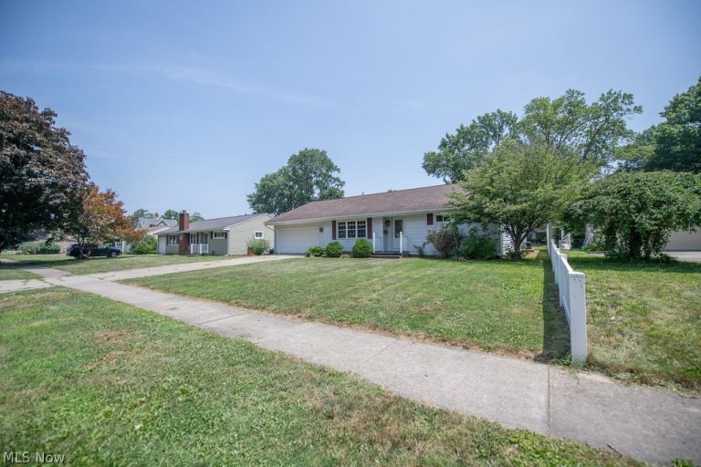 129 James Street, Dover, OH - Photo 5