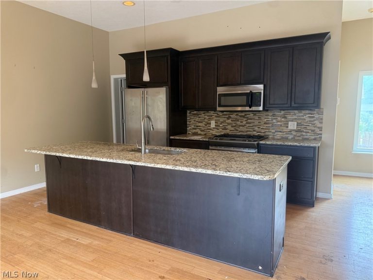 5703 Bridge Avenue, Cleveland, OH - Photo 3