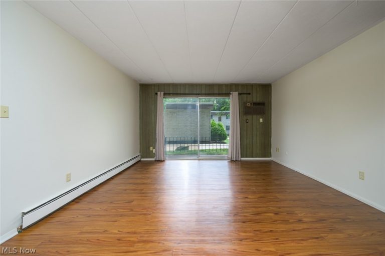 988 Lincoln Street, Kent, OH - Photo 5