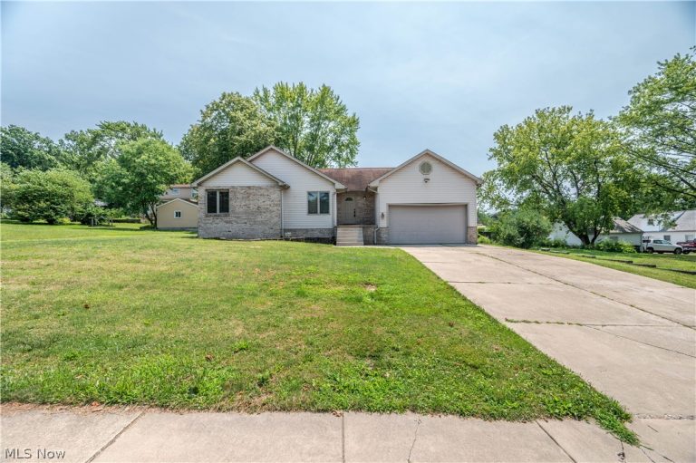 1015 Niles Vienna Road, Niles, OH - Photo 6