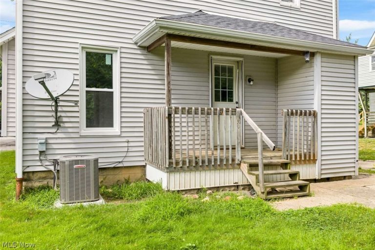 206 Wheeler Street, Akron, OH - Photo 2
