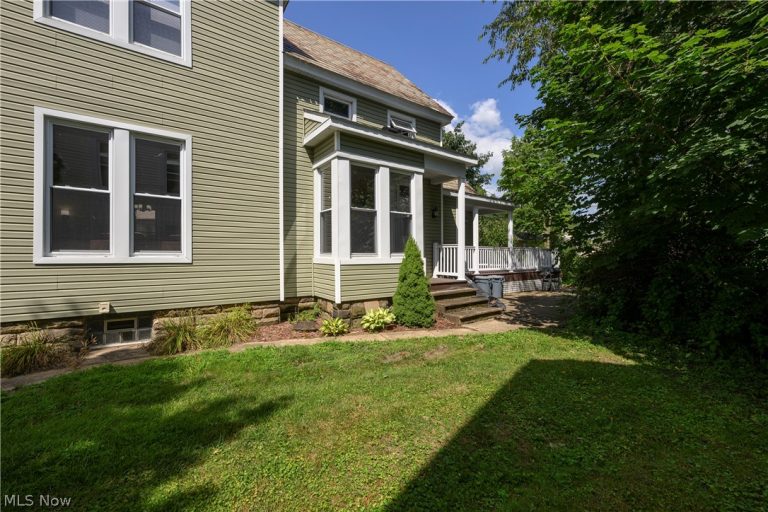 473 Broadway Street, New Philadelphia, OH - Photo 2
