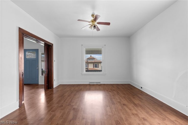 3233 Elm Street, Weirton, WV - Photo 8