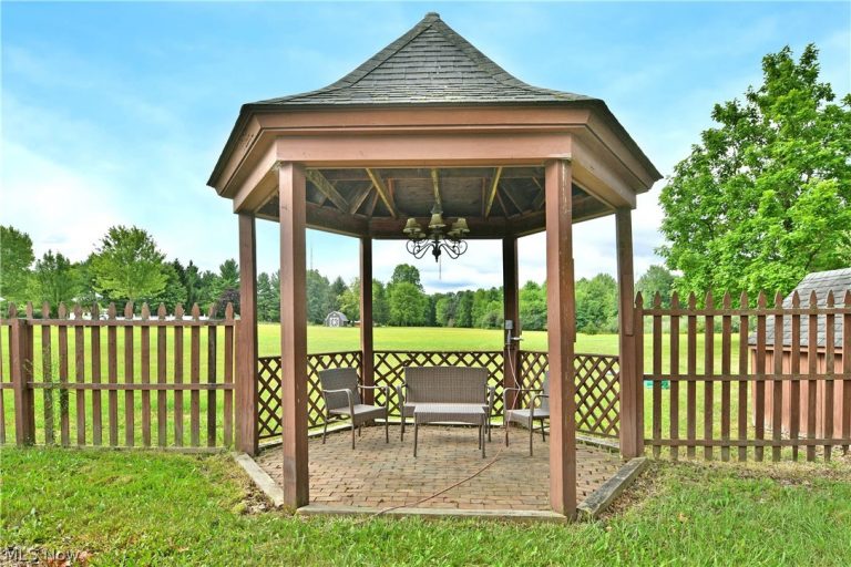 1257 Bristol Champion Townline Road, Bristolville, OH - Photo 8