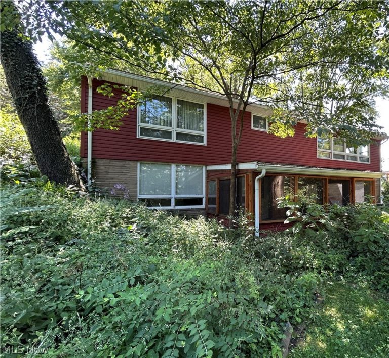 2305 Helena Avenue, Massillon, OH - Photo 5