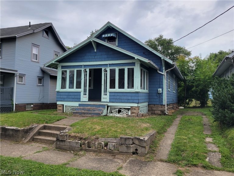 1008 Clinton Avenue, Canton, OH - Photo 2