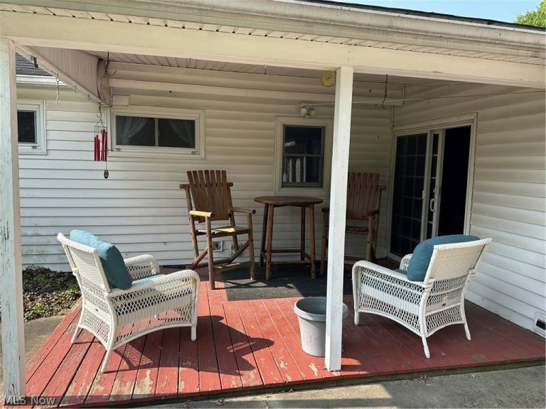 158 Jones Street, Wellington, OH - Photo 3