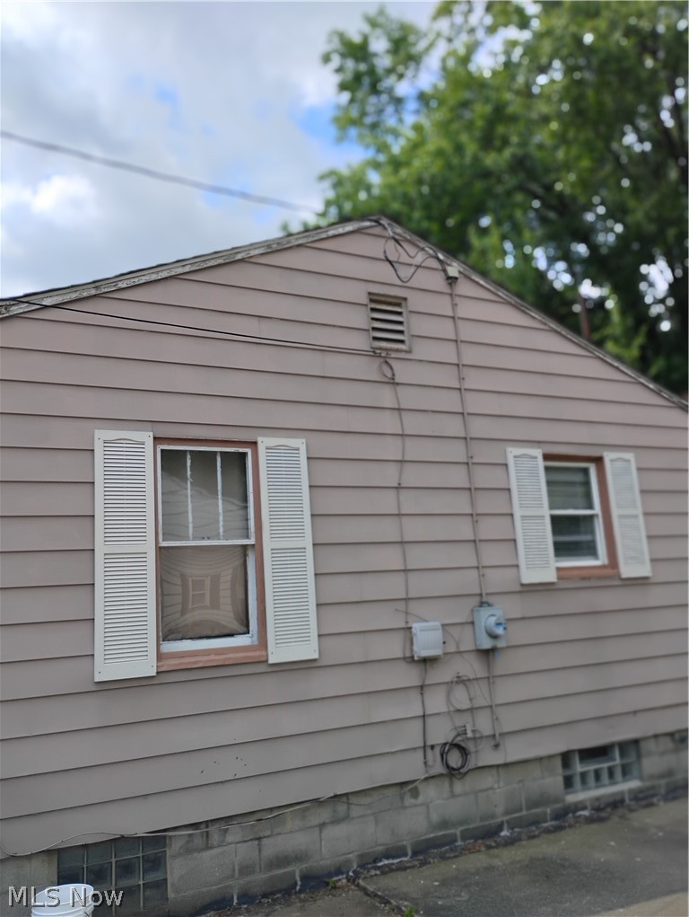 3446 Hadley Avenue, Youngstown, OH - Photo 2