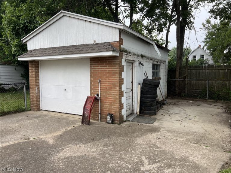 1524 23rd Street, Lorain, OH - Photo 3