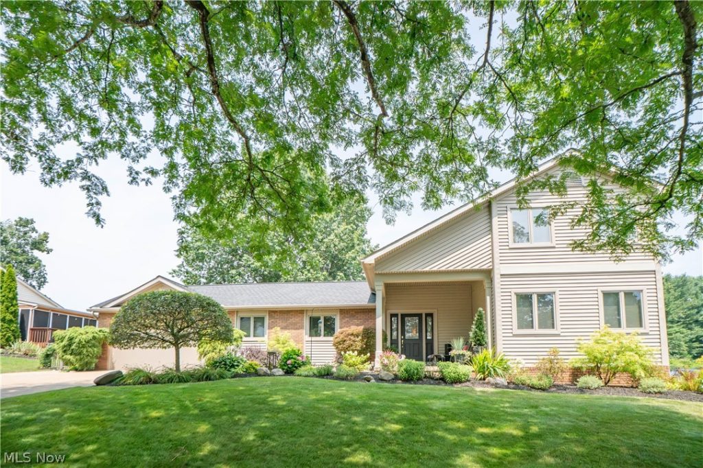 6215 Bayside Street, Canton, OH