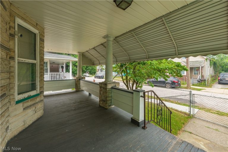 3151 105th Street, Cleveland, OH - Photo 6