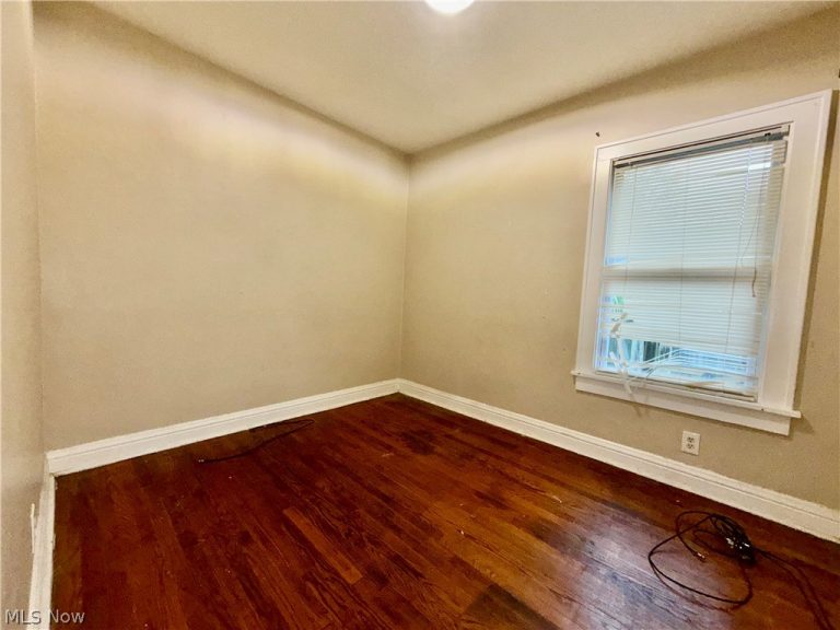 1104 Yukon Avenue, Akron, OH - Photo 6