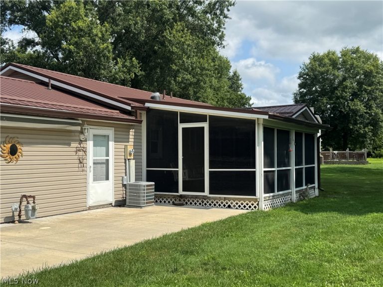 6220 Southview Drive, Nashport, OH - Photo 6