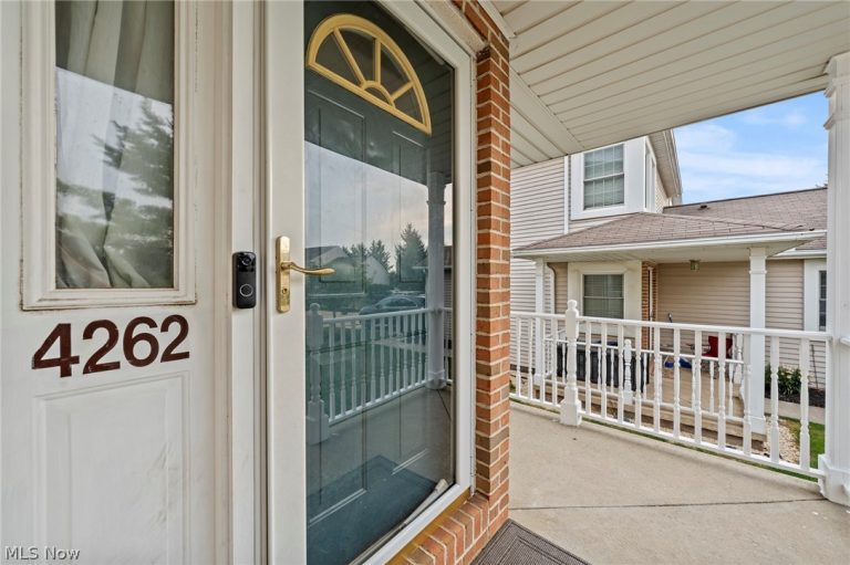 4262 Hadley Court, Brunswick, OH - Photo 6