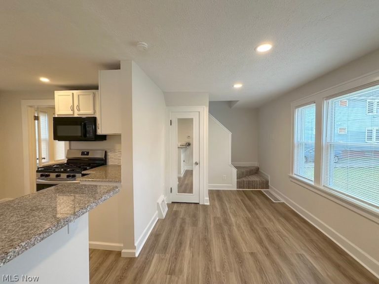 4213 Stickney Avenue, Cleveland, OH - Photo 8