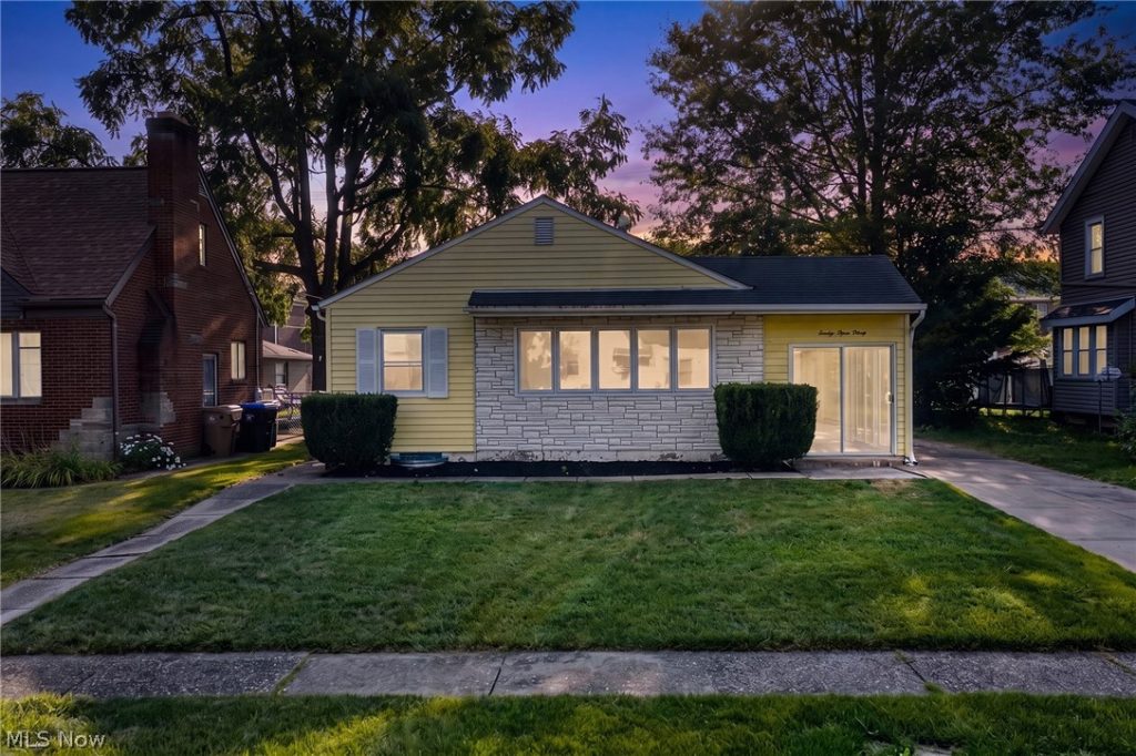 2330 21 Street, Cuyahoga Falls, OH
