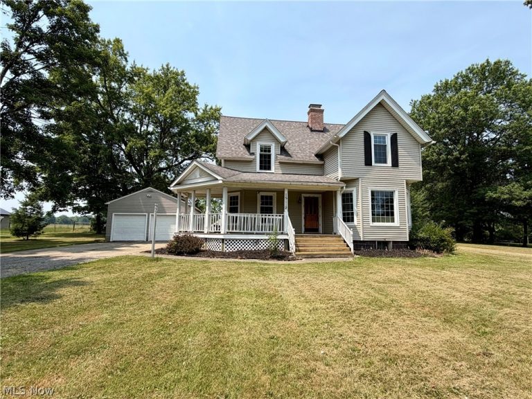15112 Lake Street, Middlefield, OH - Photo 2