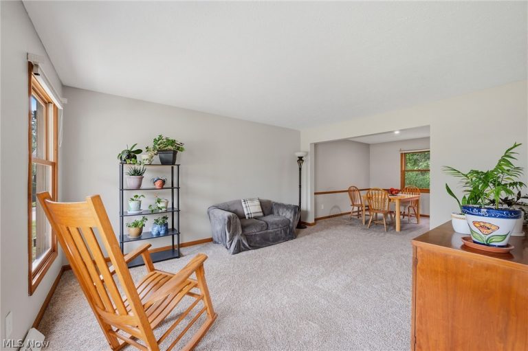 34452 Heatherwood Avenue, Avon, OH - Photo 6