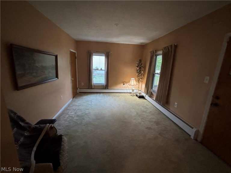 831 Whitcomb Road, Cleveland, OH - Photo 6