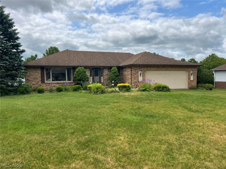 9761 Applewood Drive, North Royalton, OH, 44133