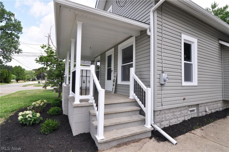 557 Wesleyan Avenue, Barberton, OH - Photo 3
