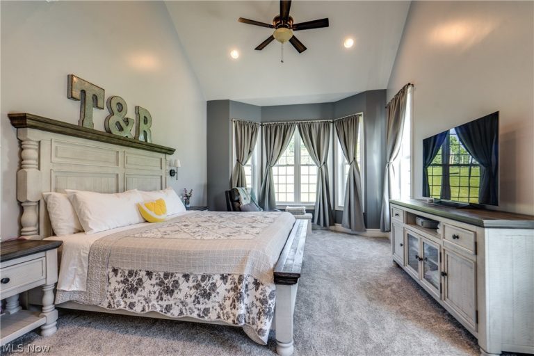 14993 Millersburg Road, Navarre, OH - Photo 6