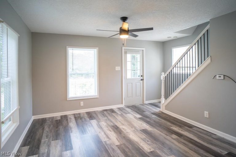 2250 4th Street, Akron, OH - Photo 2