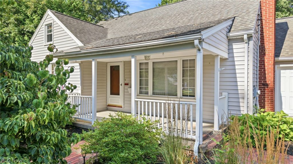 4746 Firnley Avenue, Youngstown, OH