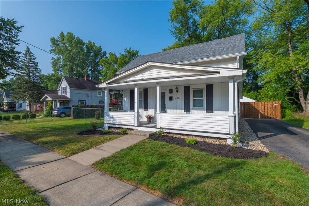445 Berea Street, Berea, OH