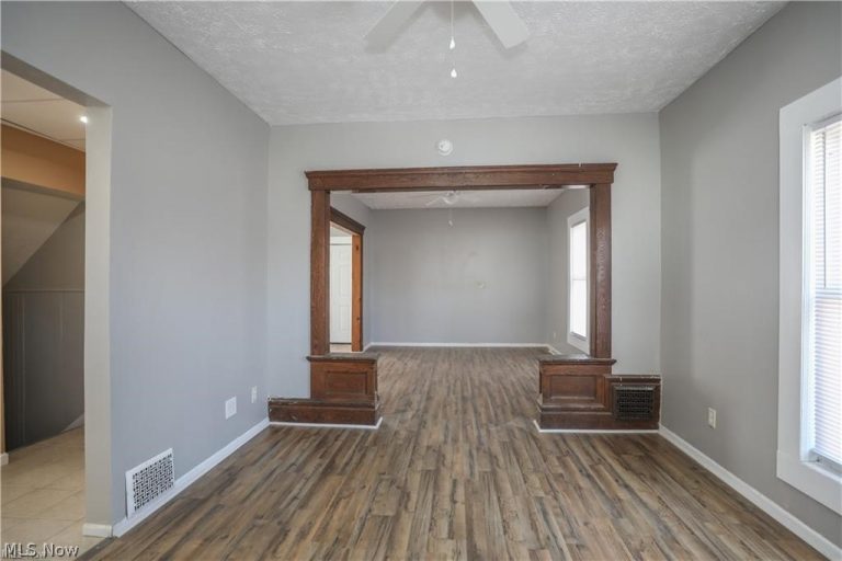 559 Exchange Street, Akron, OH - Photo 5