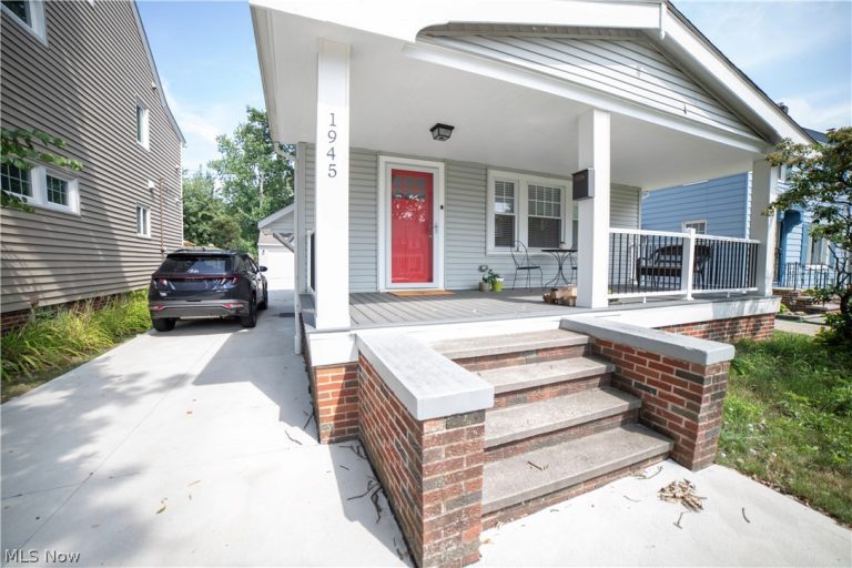 1945 Staunton Road, Cleveland Heights, OH - Photo 2