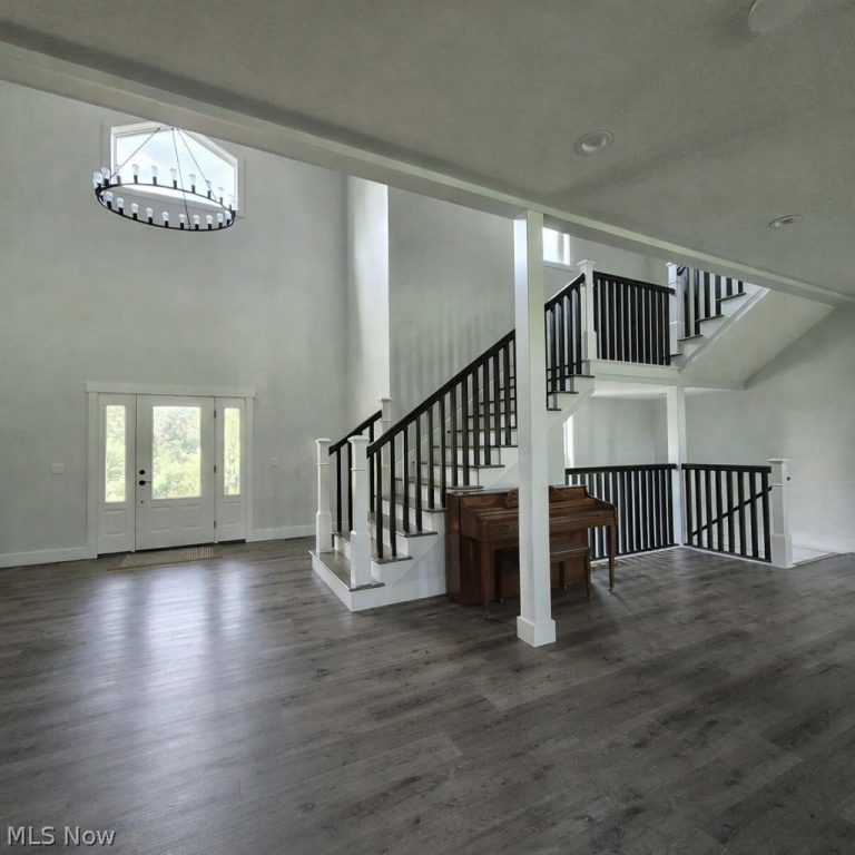2252 Applegrove Street, Canton, OH - Photo 2