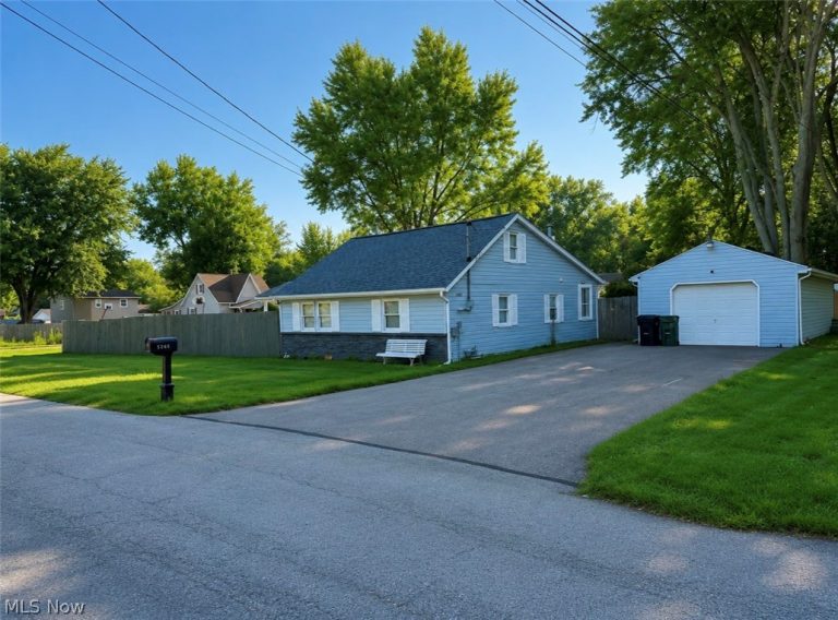 5265 Oakwood Boulevard, Lorain, OH, 44055