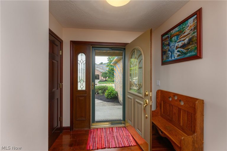 598 Saguaro Place, Barberton, OH - Photo 8