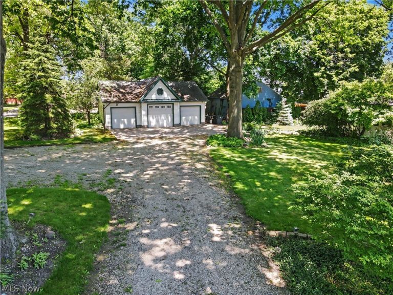 543 Fouse Avenue, Akron, OH - Photo 6