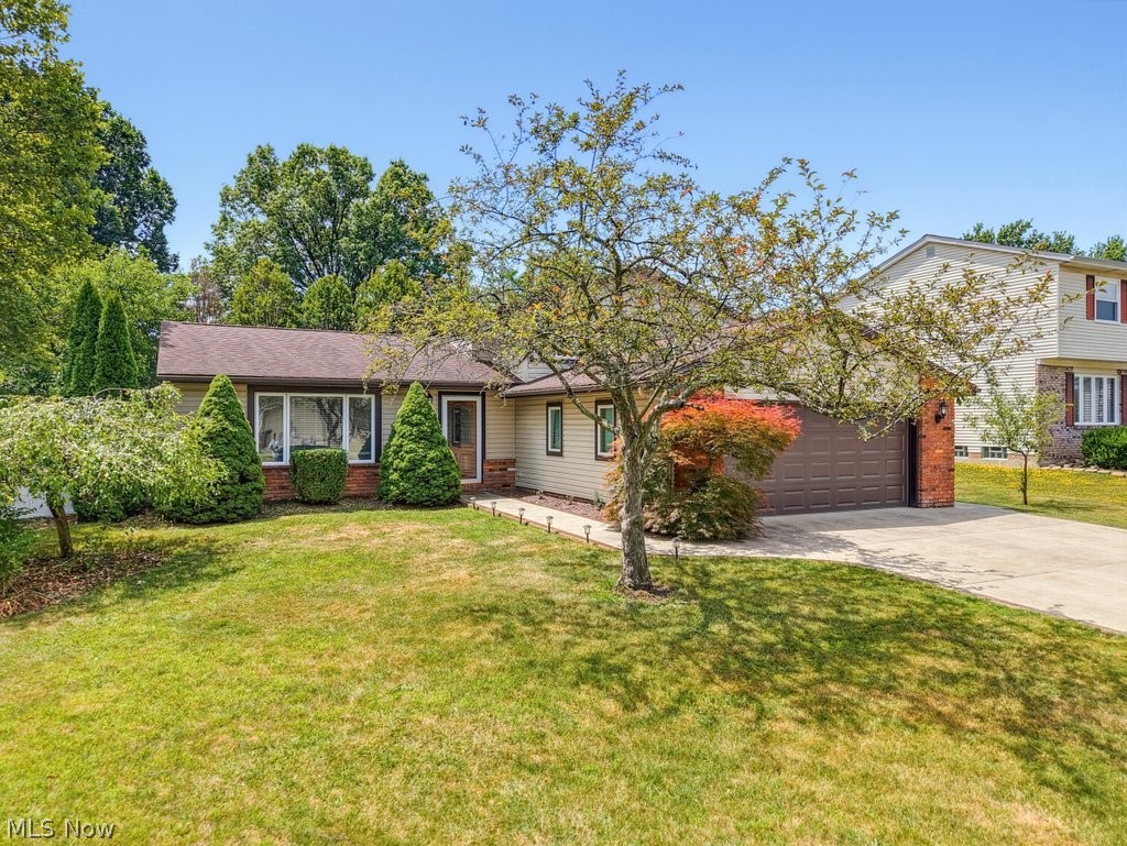7875 Newcomb Drive, Parma, OH