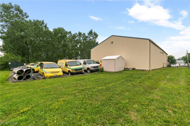 75 Eastgate Drive, North Lima, OH - Photo 8