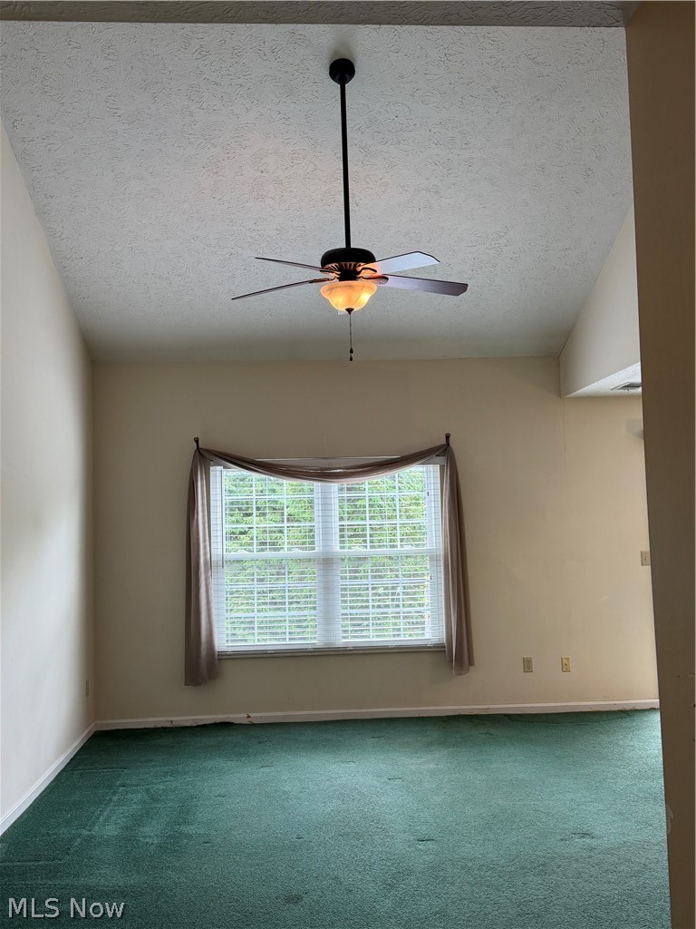 8531 Ravenswood Lane, Macedonia, OH - Photo 4