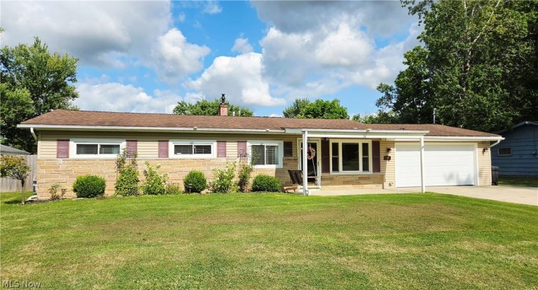 1995 Hathaway Drive, Brunswick, OH, 44212