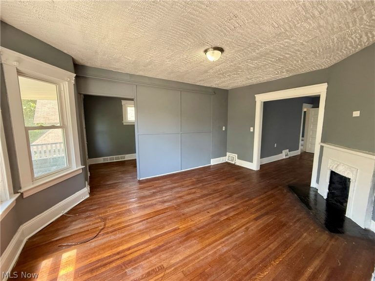 10817 Orville Avenue #2, Cleveland, OH - Photo 8