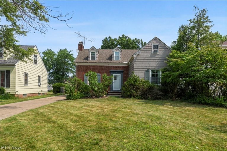 28707 Gilchrist Drive, Willowick, OH, 44095