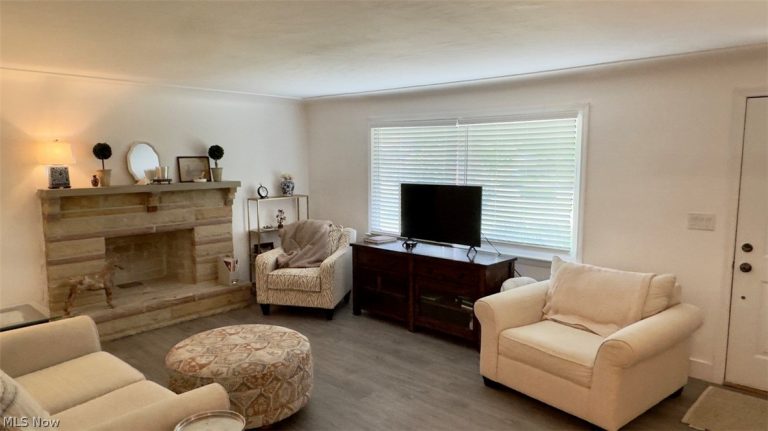 2840 Denver Drive, Poland, OH - Photo 6