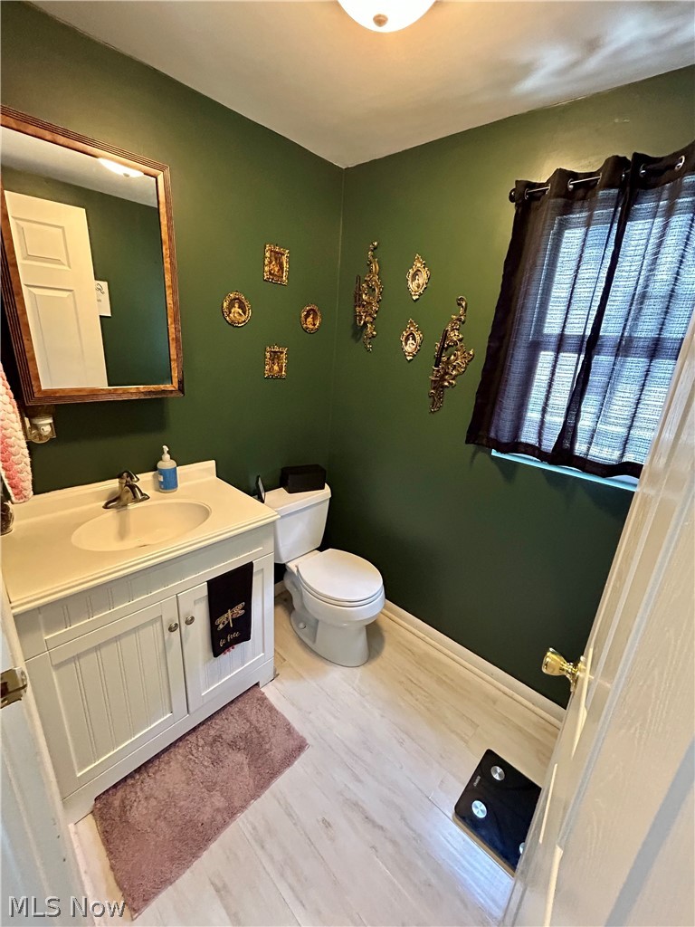 365 Indiana Avenue, Sebring, OH - Photo 8