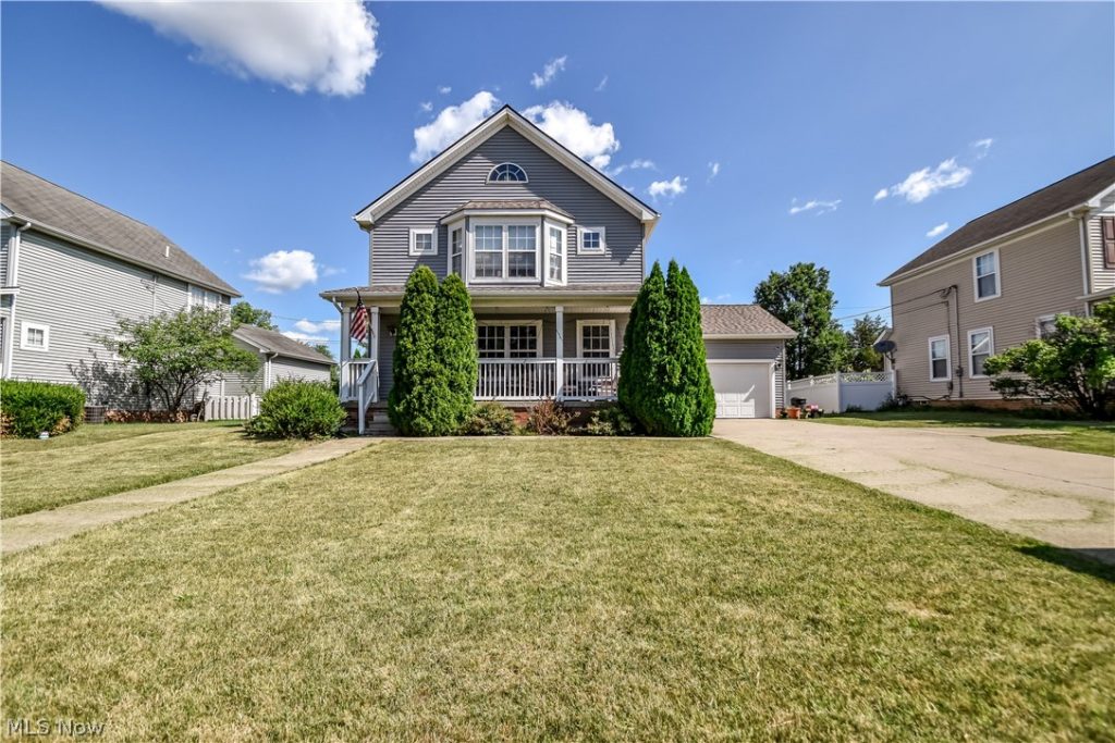 23851 Rockside Road, Bedford Heights, OH