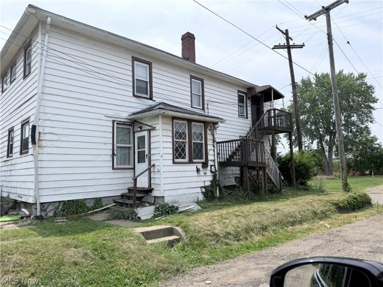 822 Marion Avenue, Canton, OH - Photo 2