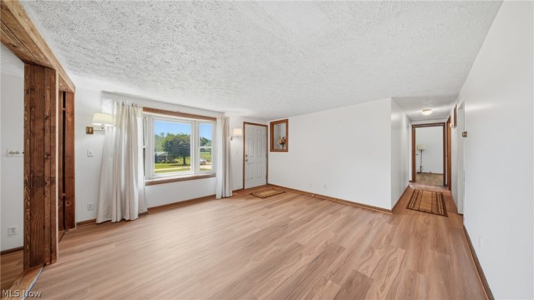 337 Wadesville Road, Washington, WV - Photo 6