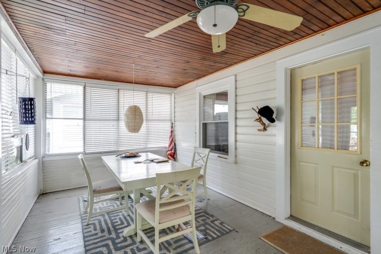 11 220th Street, Euclid, OH - Photo 2